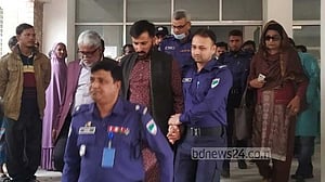 নাশকতার মামলায় সাতক্ষীরার মেয়র কারাগারে