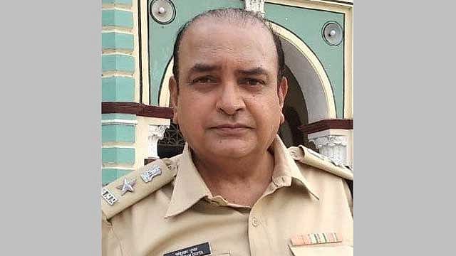 পুরস্কার মঞ্চে জ্ঞান হারালেন শাহনেওয়াজ, আর ফিরলেন না