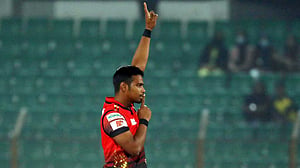 বাবার চাওয়া ছিল পুলিশের চাকরি, ছেলে কুমিল্লার বিপিএল সাফল্যের নায়ক