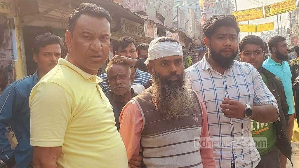 আওয়ামী লীগ-বিএনপির সংঘর্ষে রণক্ষেত্র জামালপুর, পুলিশের গুলি
