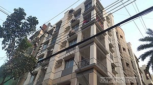 ফ্ল্যাটে খাবারবিহীন দিন কাটছিল অসুস্থ মা-মেয়েদের, খোঁজ রাখেনি কেউ