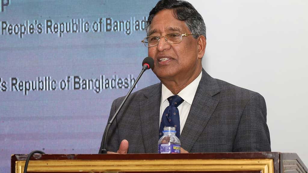 সার-বীজের দাম বাড়বে না, আশ্বাস কৃষিমন্ত্রীর