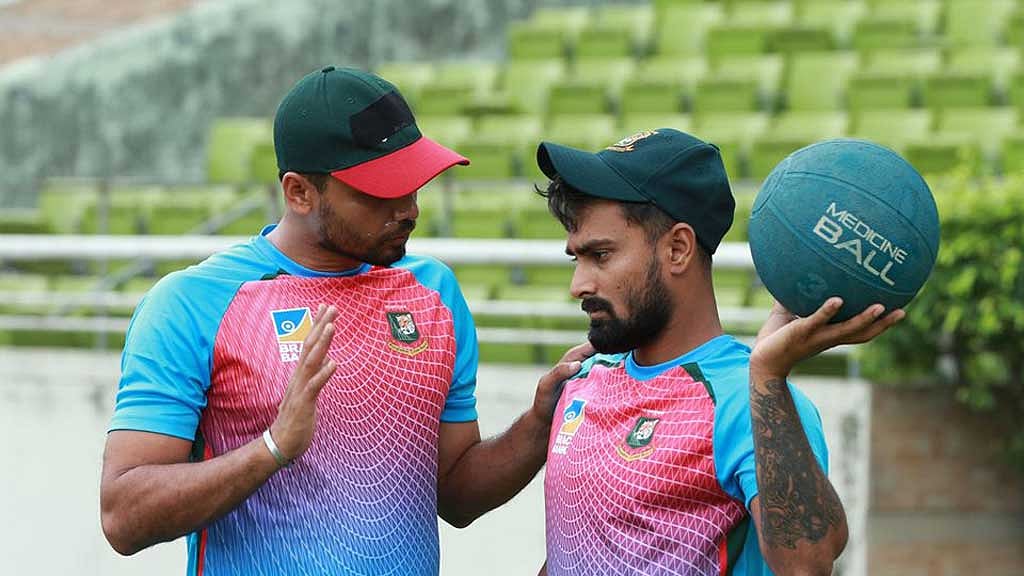 মাশরাফিদের হারিয়ে মাশরাফিকে ছাড়িয়ে লিটন
