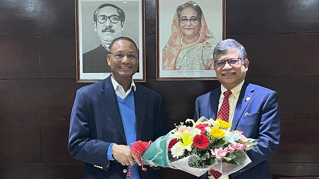 যুক্তরাষ্ট্রের পররাষ্ট্রমন্ত্রীর উপদেষ্টা ডেরেক শোলে ঢাকায়