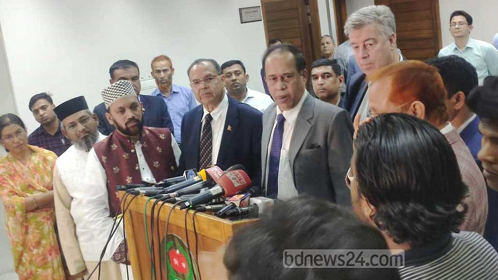 কয়েক মাসের মধ্যে ‘রাজনৈতিক সমঝোতার’ প্রত্যাশা সিইসির