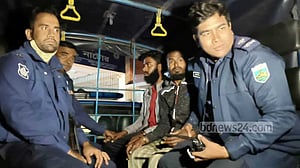 নাটোরে স্কুলছাত্রীকে ‘দলবেঁধে ধর্ষণ’, আটক ২