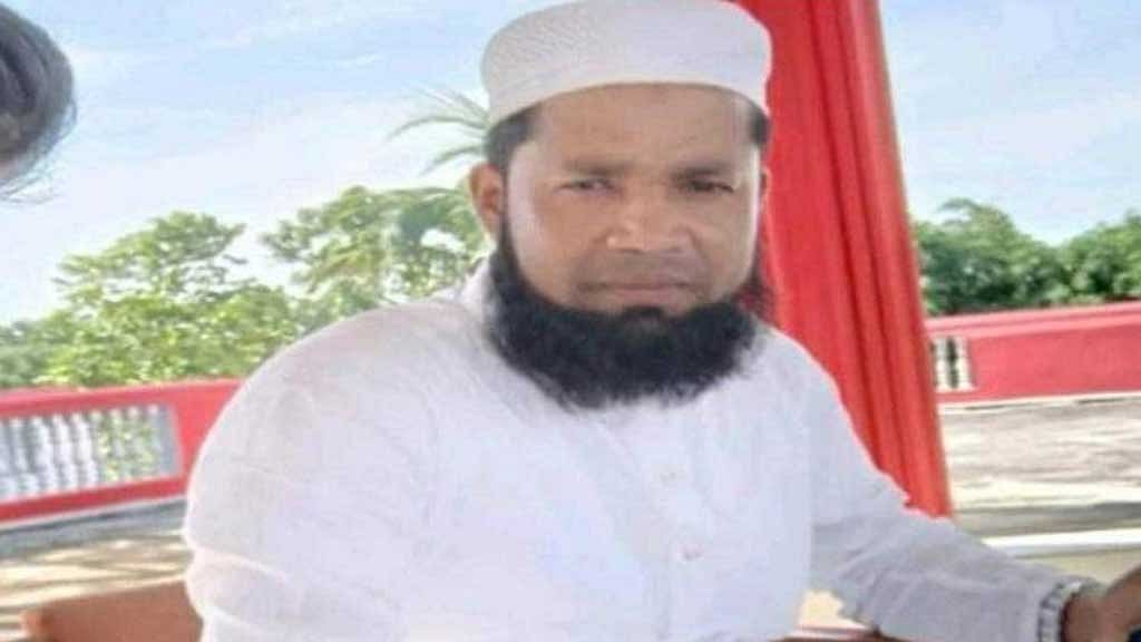বিমানবন্দরে আটক রোহিঙ্গা যুবকের পাসপোর্টে চট্টগ্রামের ঠিকানা