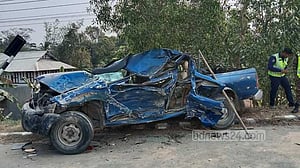 মাদারীপুর সড়কে ডাম্প ট্রাকের ধাক্কায় চীনা নাগরিক নিহত
