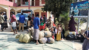 শূন্যরেখা থেকে আসা রোহিঙ্গাদের পাঠানো হচ্ছে ক্যাম্পে