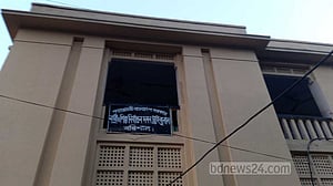 বরিশালে স্কুলছাত্রীকে ধর্ষণের দায়ে চাচাত ভাইয়ের যাবজ্জীবন