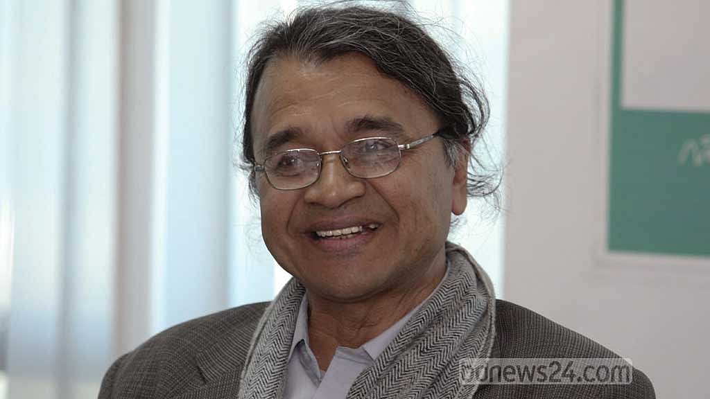 ‘ডিএনএ টেস্ট করব, কিন্তু বিবর্তনবাদ পড়ব না!’