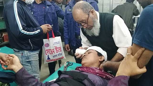 মাদারীপুরে ‘রিভলবারের আঘাতে’ নারীর মাথা ফাটালেন বিচারকের দেহরক্ষী