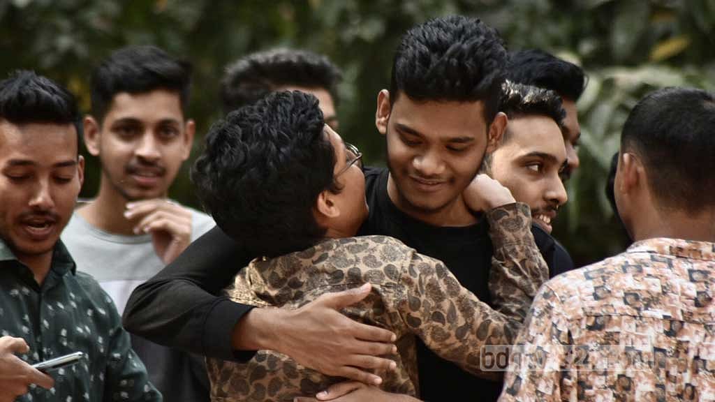 এইচএসসি: পাসের হারে পেছনের সারিতে চট্টগ্রাম বোর্ড