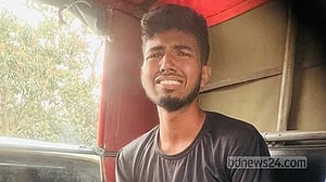 পুলিশ নিয়োগ পরীক্ষায় জালিয়াতি করে কারাগারে যুবক