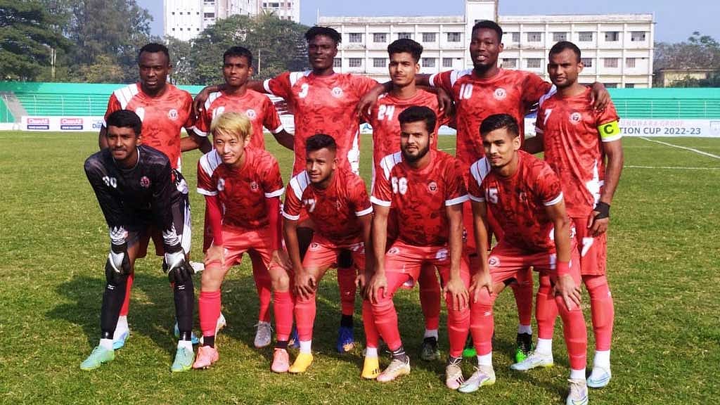দোরিয়েলতন-স্টুয়ার্টের দাপটে শেষ প্রথম পর্ব