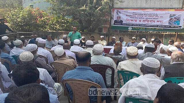 শিবপুরের চেয়ারম্যানকে গুলি: আটক ৪, মোটরসাইকেল জব্দ