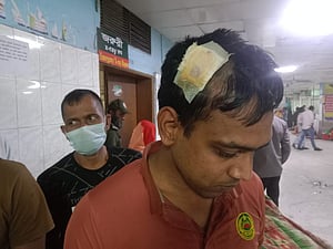জাতীয় ক্যান্সার ইনস্টিটিউটে আনসার-কর্মচারী সংঘর্ষ