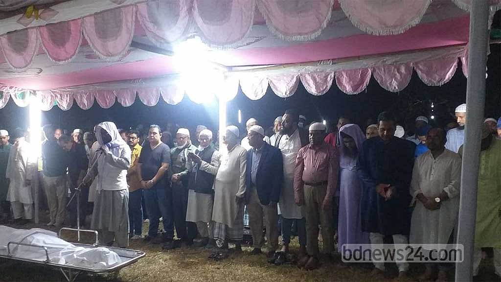 বাবা-মায়ের পাশে চিরনিদ্রায় শিল্পপতি রউফ চৌধুরী