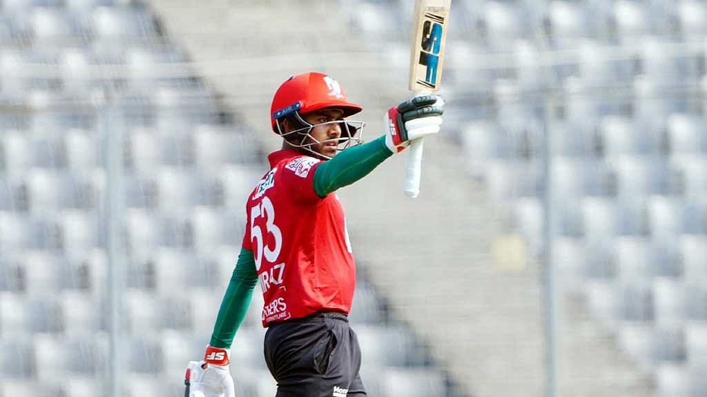 ফাইনালের লড়াইয়ে থাকার ম্যাচে মিরাজের ব্যাটে ঝড়