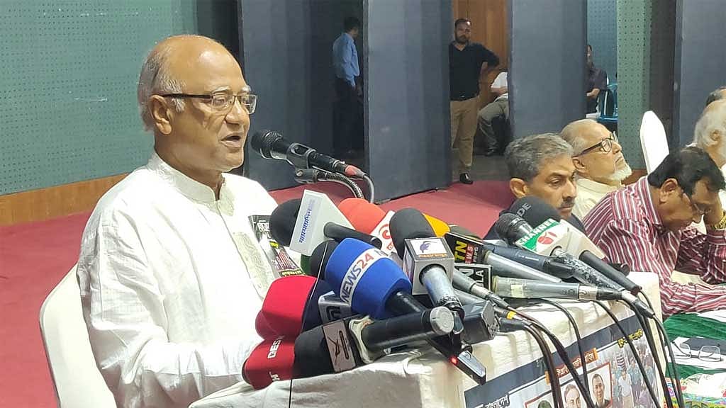 কেউ বলবে না এ দেশে গণতন্ত্র আছে: খন্দকার মোশাররফ