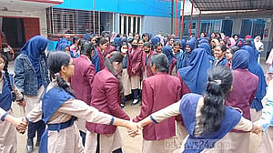 পাশের হার ও জিপিএ-৫ কমেছে দিনাজপুর বোর্ডে, ছাত্রীরা এগিয়ে