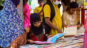 বইয়ের মেলায় শিশুদের কয়েক ঘণ্টা