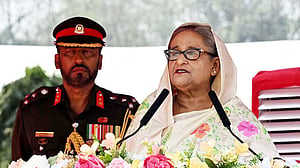 ইস্ট বেঙ্গল রেজিমেন্টের পুনর্মিলনীতে এসে আনন্দ-বেদনার মিশ্র অনুভূতি প্রধানমন্ত্রীর