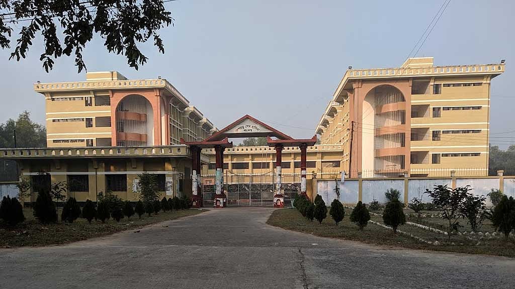 ইবির হলে ছাত্রীকে নির্যাতনের অভিযোগ ছাত্রলীগ নেত্রীর বিরুদ্ধে
