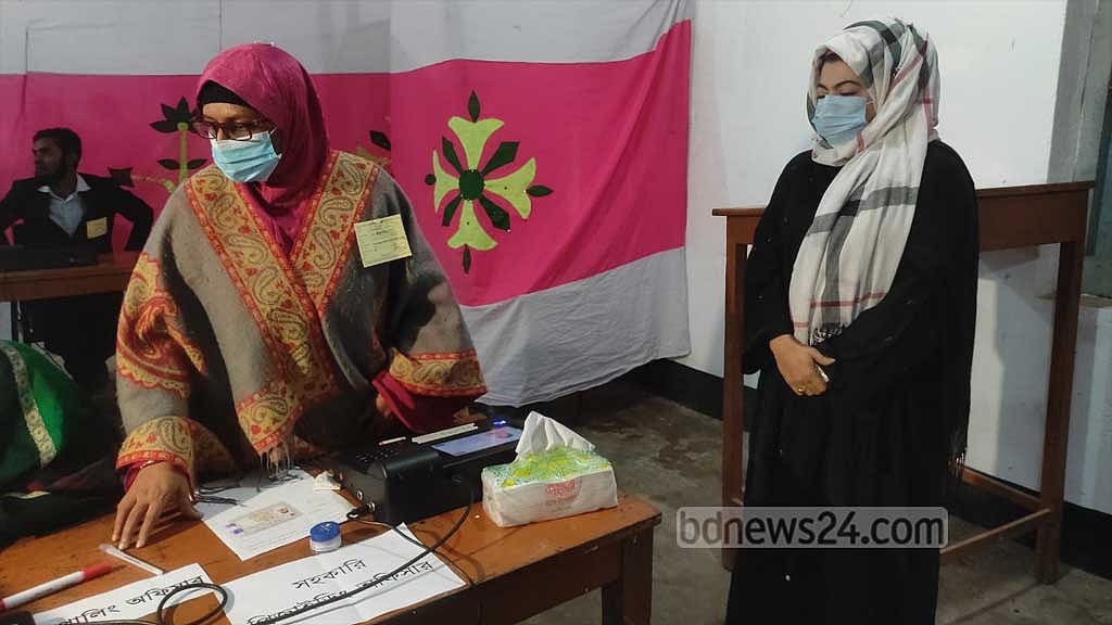 ভোট দেননি ব্রাহ্মণবাড়িয়ার ‘নিখোঁজ’ আসিফের স্ত্রী, বললেন 'অসুস্থ নির্বাচন'