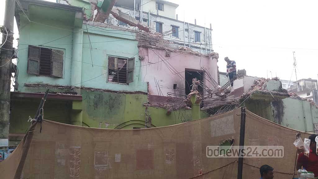 ফেনী থেকে মুছে যাচ্ছে সবশেষ সিনেমা হলের স্মৃতিচিহ্ন