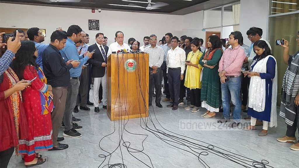 বিএনপিকে সংলাপে ডাকিনি, অনানুষ্ঠানিক আলোচনায় ডেকেছি: সিইসি
