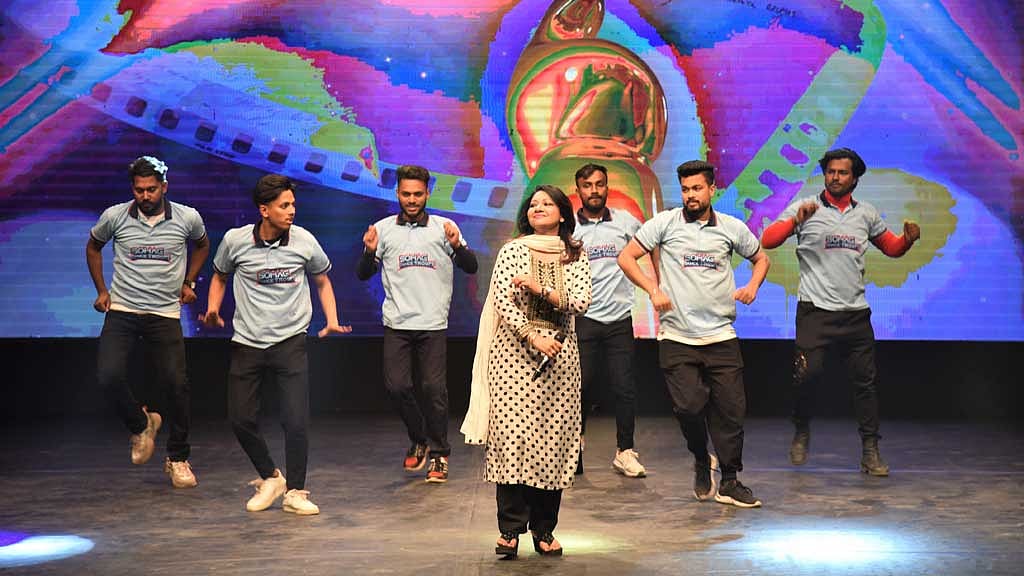 জাতীয় চলচ্চিত্র পুরস্কারে মঞ্চ মাতাবেন যারা