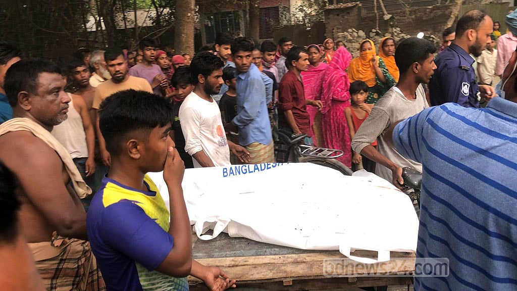 জামালপুরে নিখোঁজ ব্যবসায়ীর মাটিচাপা দেহ উদ্ধার, স্ত্রী আটক