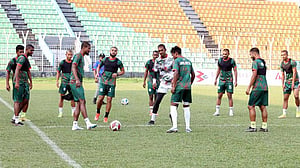 প্রস্তুতির পরতে পরতে ‘সুখস্মৃতি’ ফেরানোর তাড়া বাংলাদেশের
