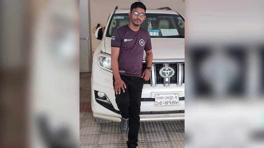 রূপপুর প্রকল্পের গাড়ি থেকে চালকের বস্তাবন্দি মরদেহ উদ্ধার
