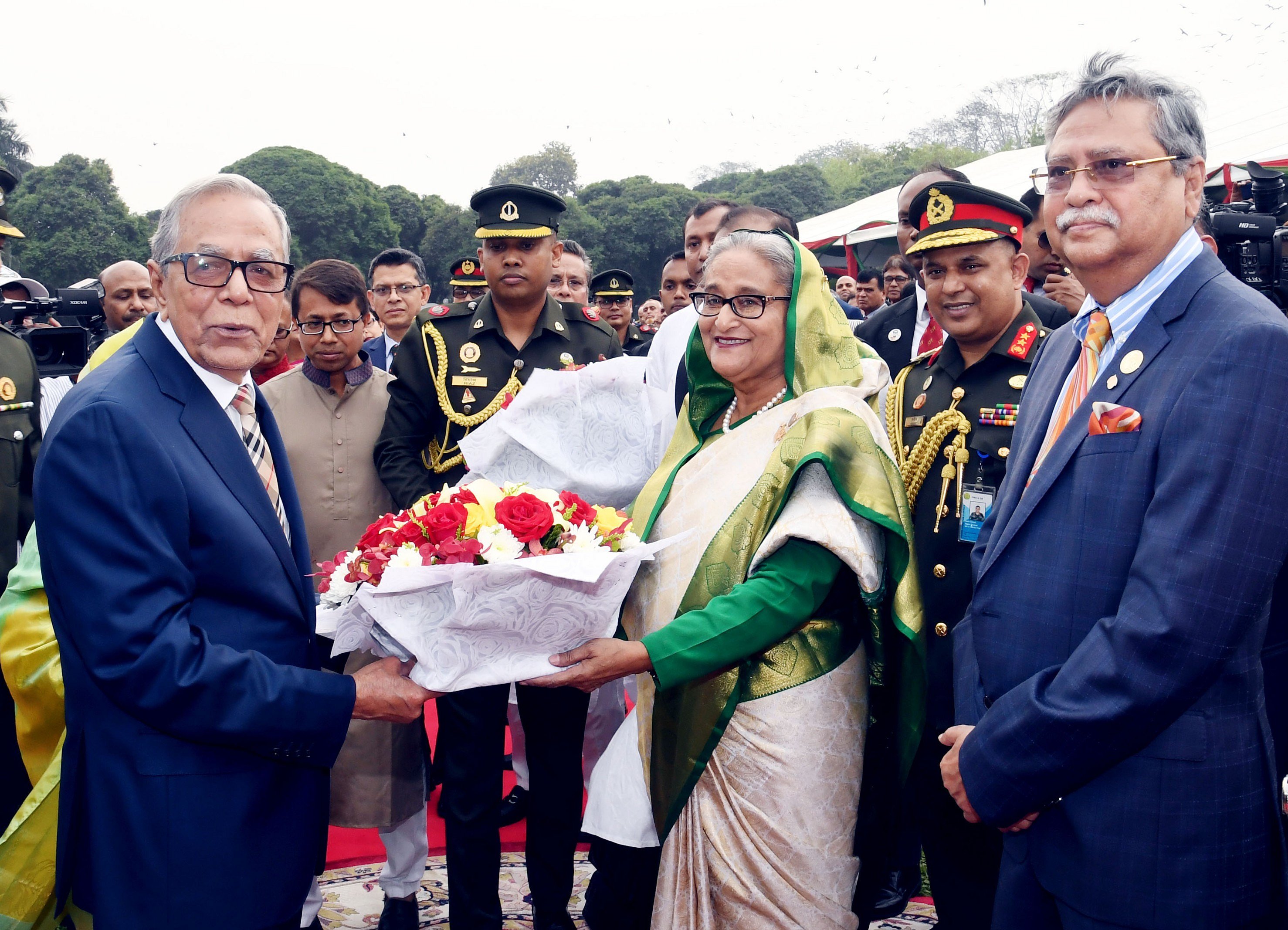 বঙ্গভবনে স্বাধীনতা দিবসের অনুষ্ঠানে প্রধানমন্ত্রী