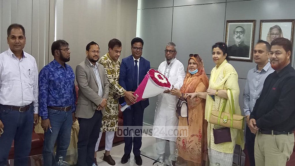 সুস্থ হয়ে সিলেট ফিরলেন মেয়র আরিফুল হক