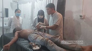 বান্দরবানে ‘সন্ত্রাসীদের গুলিতে’ শ্রমিক গুলিবিদ্ধ, নিখোঁজ ৪