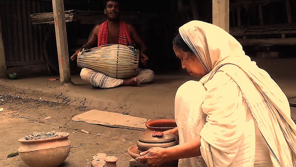 প্রথম প্রামাণ্যচিত্র পুরস্কার পেলেন যারা