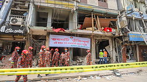 ক্যাফে কুইন ভবনের অনুমোদন ছিল ‘৫ তলার’, মেলেনি মূল নকশা