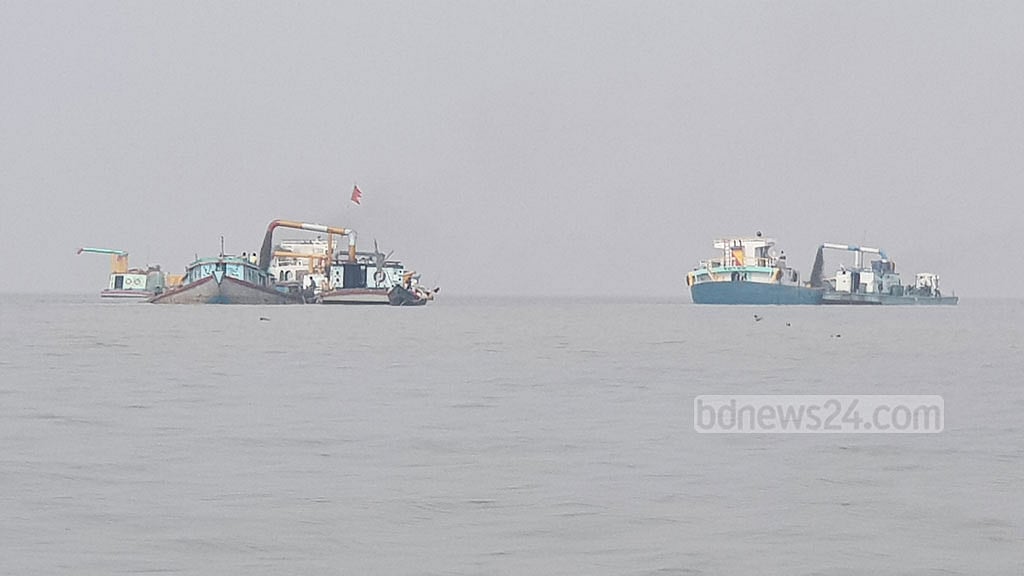ঈদ ঘিরে ১১ দিন নদীতে ‘বাল্কহেড’ চলাচল বন্ধ