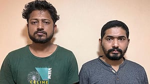 জেল থেকে বেরিয়ে ফের চুরি, বিশ্ববিদ্যালয়ের সাবেক ২ শিক্ষার্থী গ্রেপ্তার