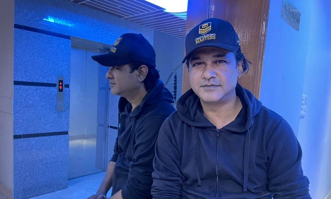 ‘এক দেশে দুই আইন’- বললেন আসিফ আকবর