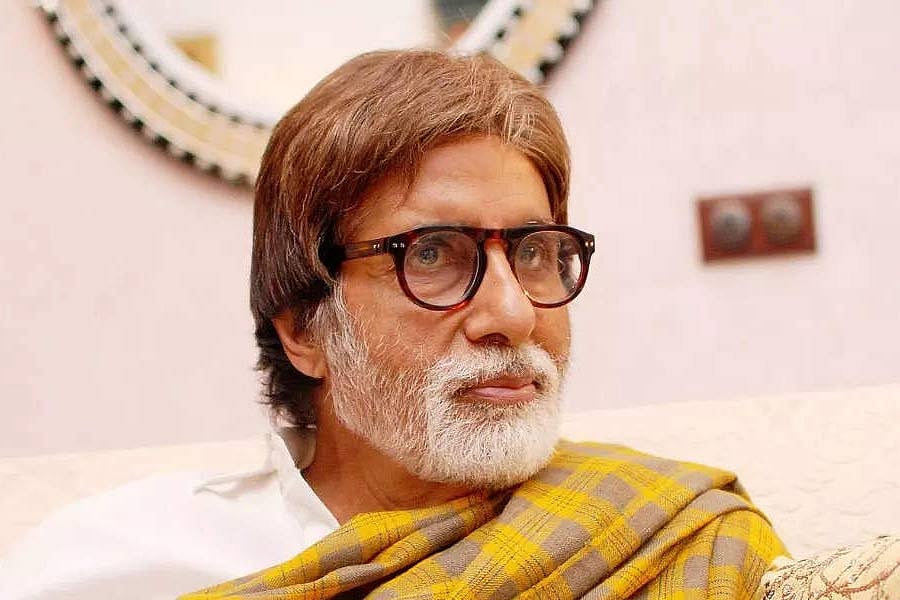 অসুস্থ অমিতাভ বললেন, আসছেন র‌্যাম্পে