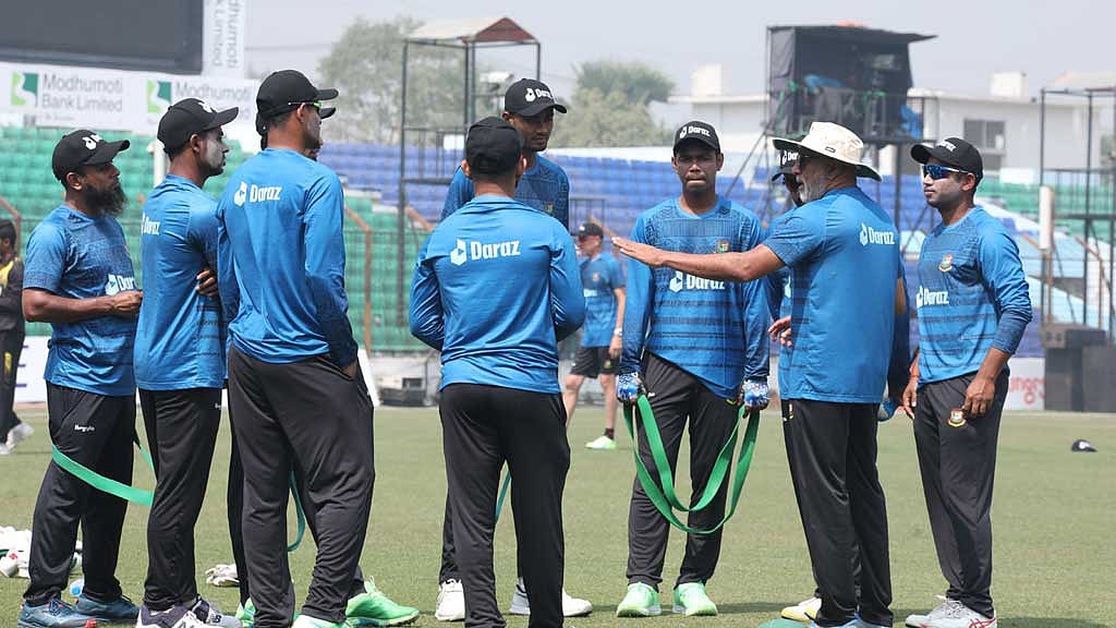 ৩-০তে চোখ রেখেই শেষ ম্যাচে পরীক্ষা-নিরীক্ষার ভাবনা