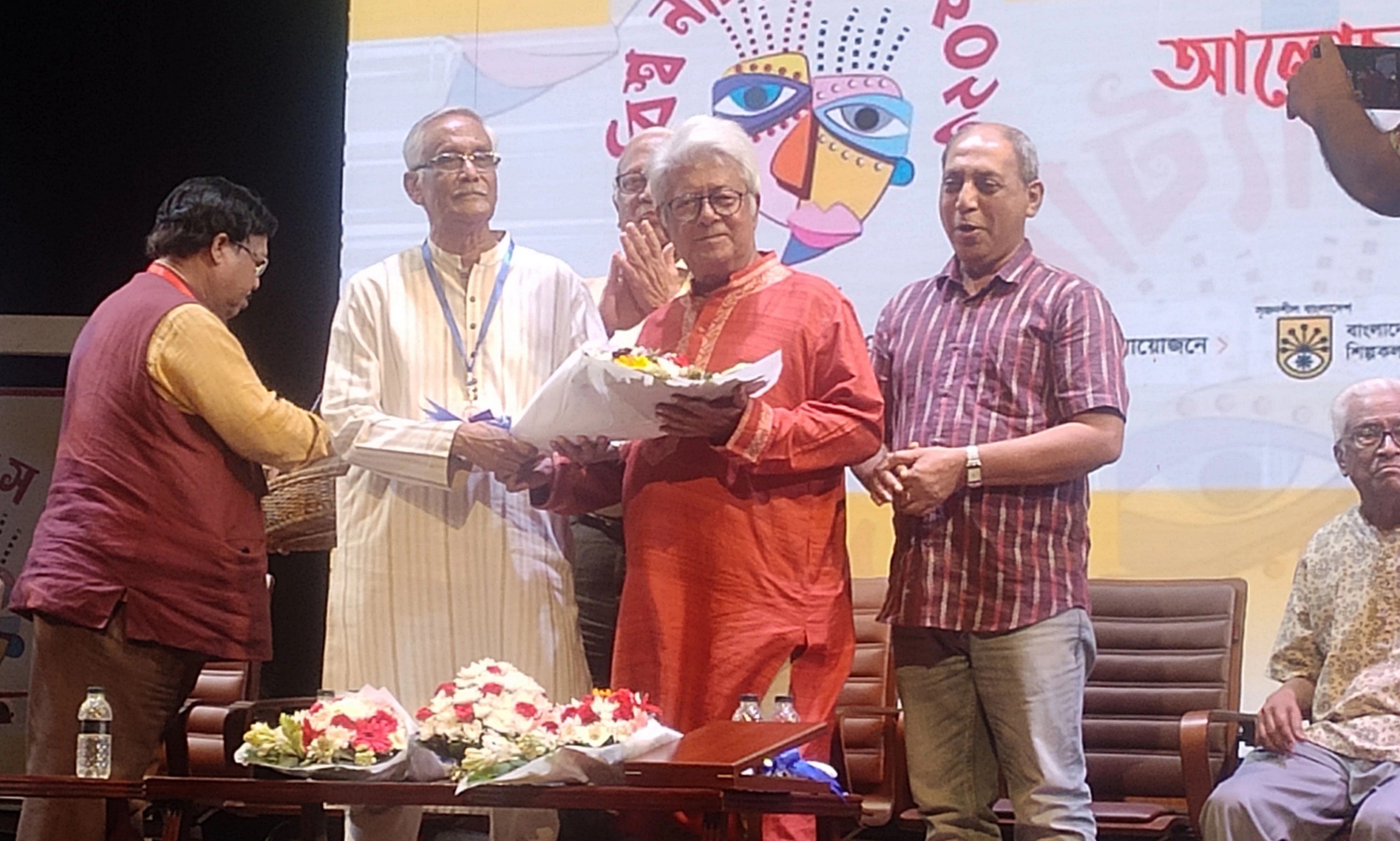 ‘রুচির দুর্ভিক্ষ’, আবার বললেন মামুনুর রশীদ