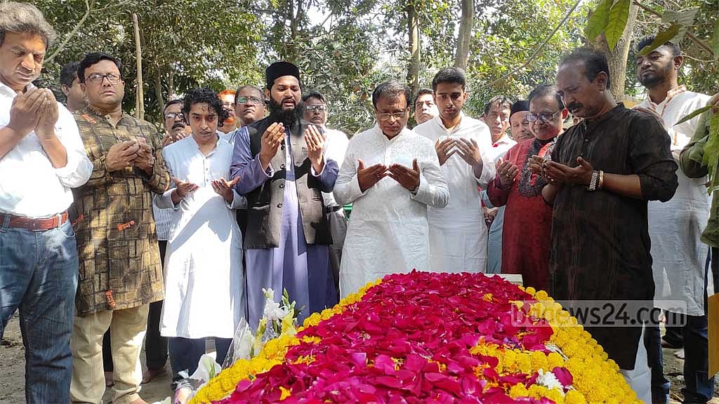 ত্বকী হত্যার দশকে সমাধিতে শ্রদ্ধা, বিচার দাবি