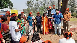 বনবন্দনায় জাবির নাট্য স্নাতকদের মিলনমেলা