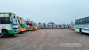 হবিগঞ্জে ১৪ ঘণ্টা পর কর্মবিরতি ভাঙল পরিবহন শ্রমিকরা