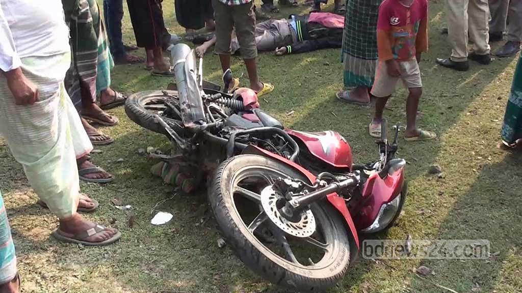 গোপালগঞ্জে মোটরসাইকেলে ট্রেনের ধাক্কায় শিক্ষক নিহত